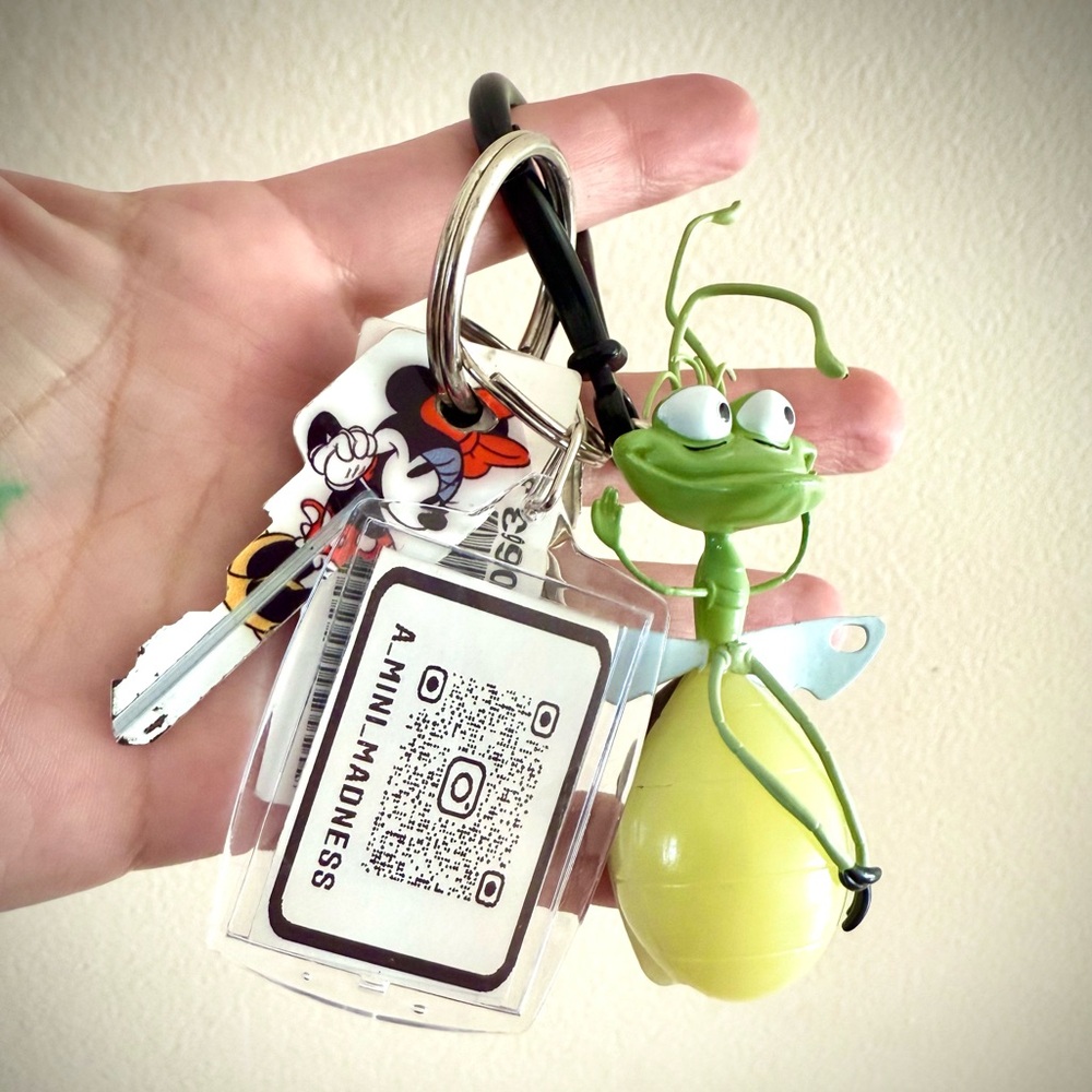 Customized QR Code Keychains (2 for $12) - Picture 4 of 4